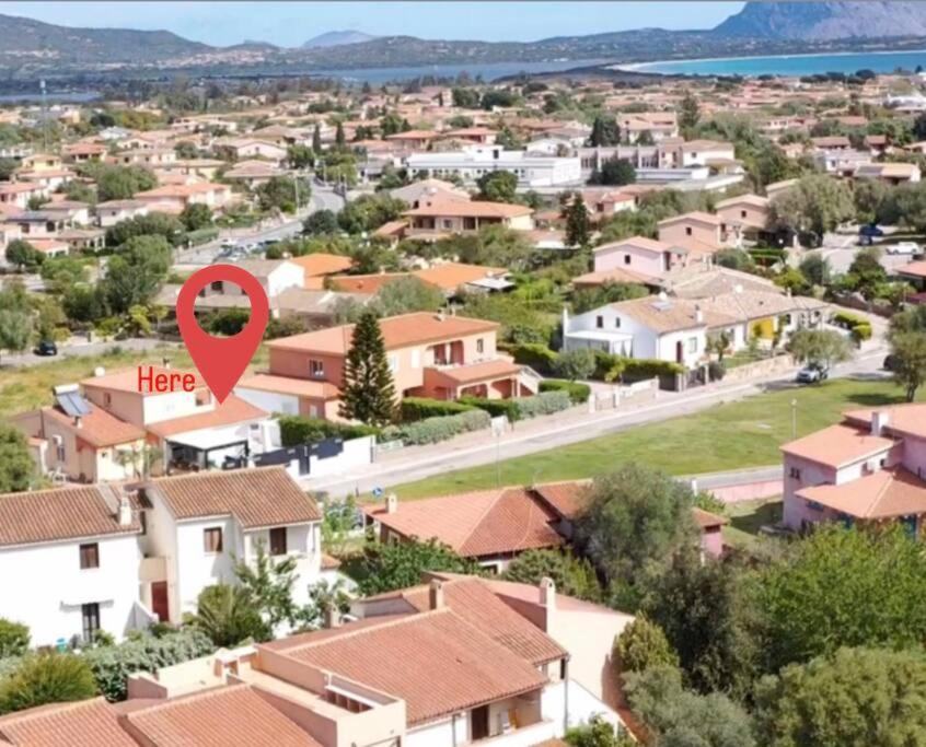 Comoda Villetta Con Giardino San Teodoro  Exterior foto